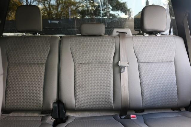 2015 Ford F-150 XLT Image 9 of 14