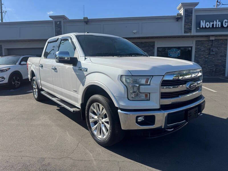 2015 Ford F-150 Lariat Image 2 of 36