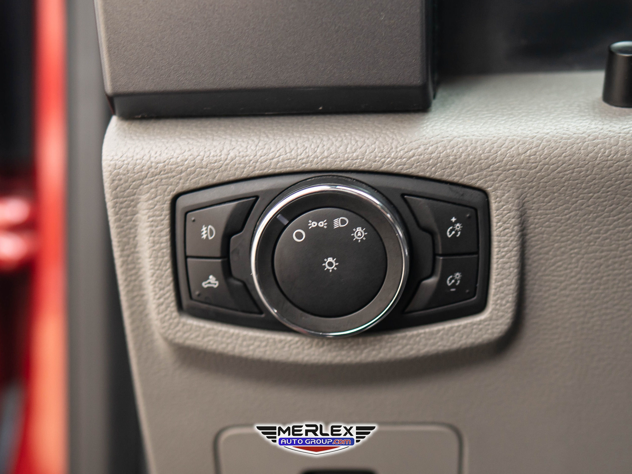 2015 Ford F-150 XLT Image 45 of 49