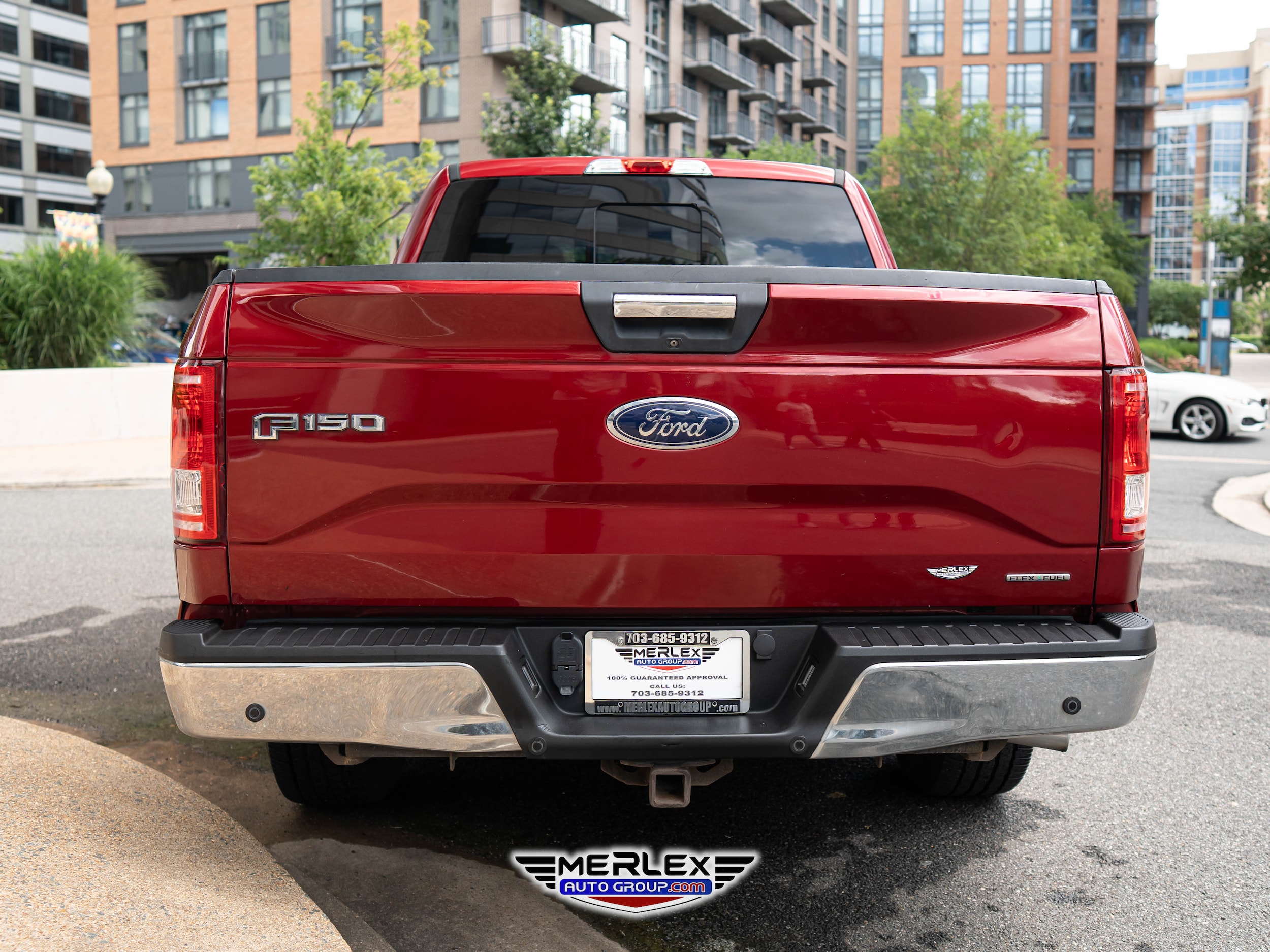 2015 Ford F-150 XLT Image 5 of 49