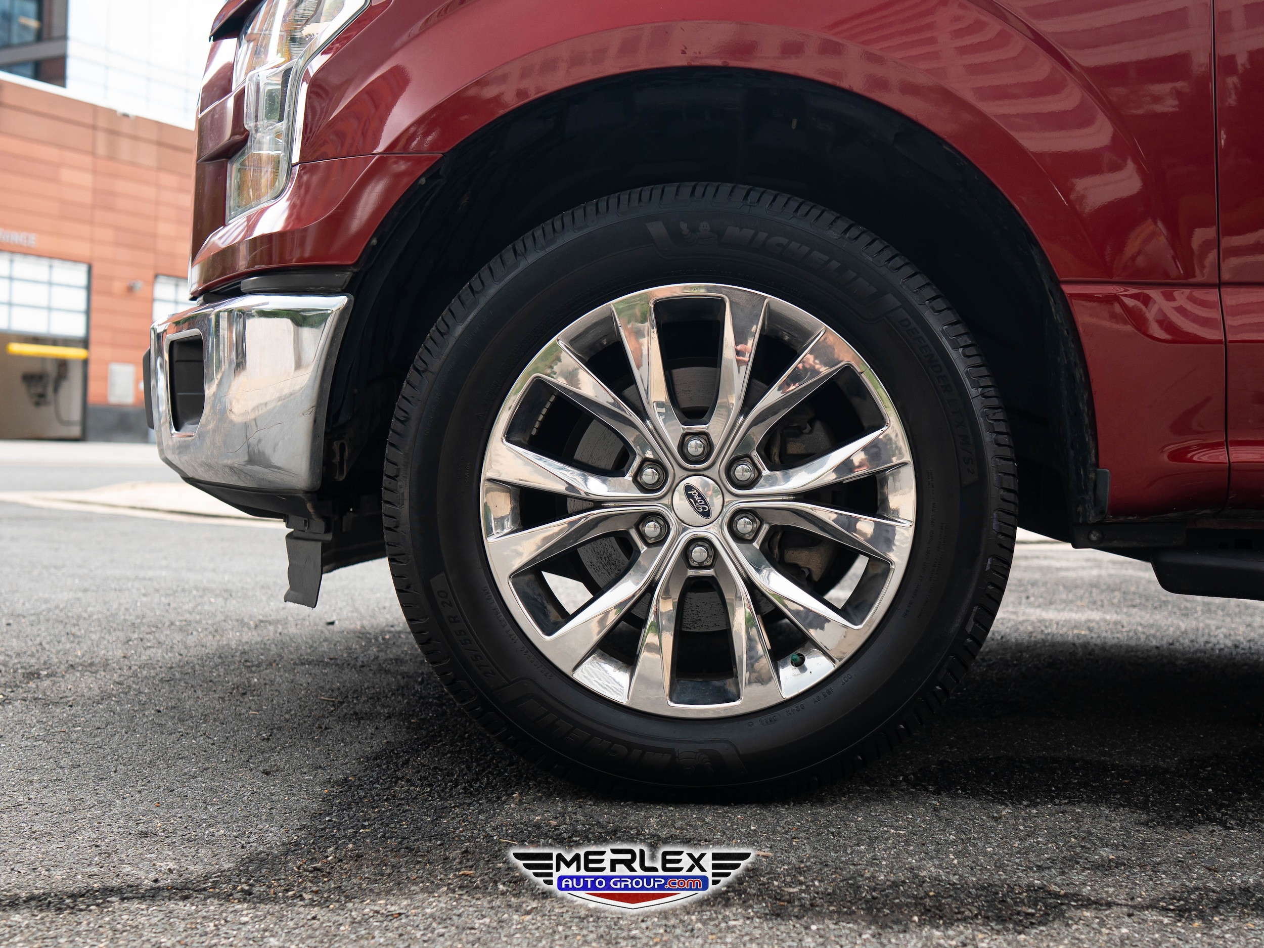 2015 Ford F-150 XLT Image 10 of 49