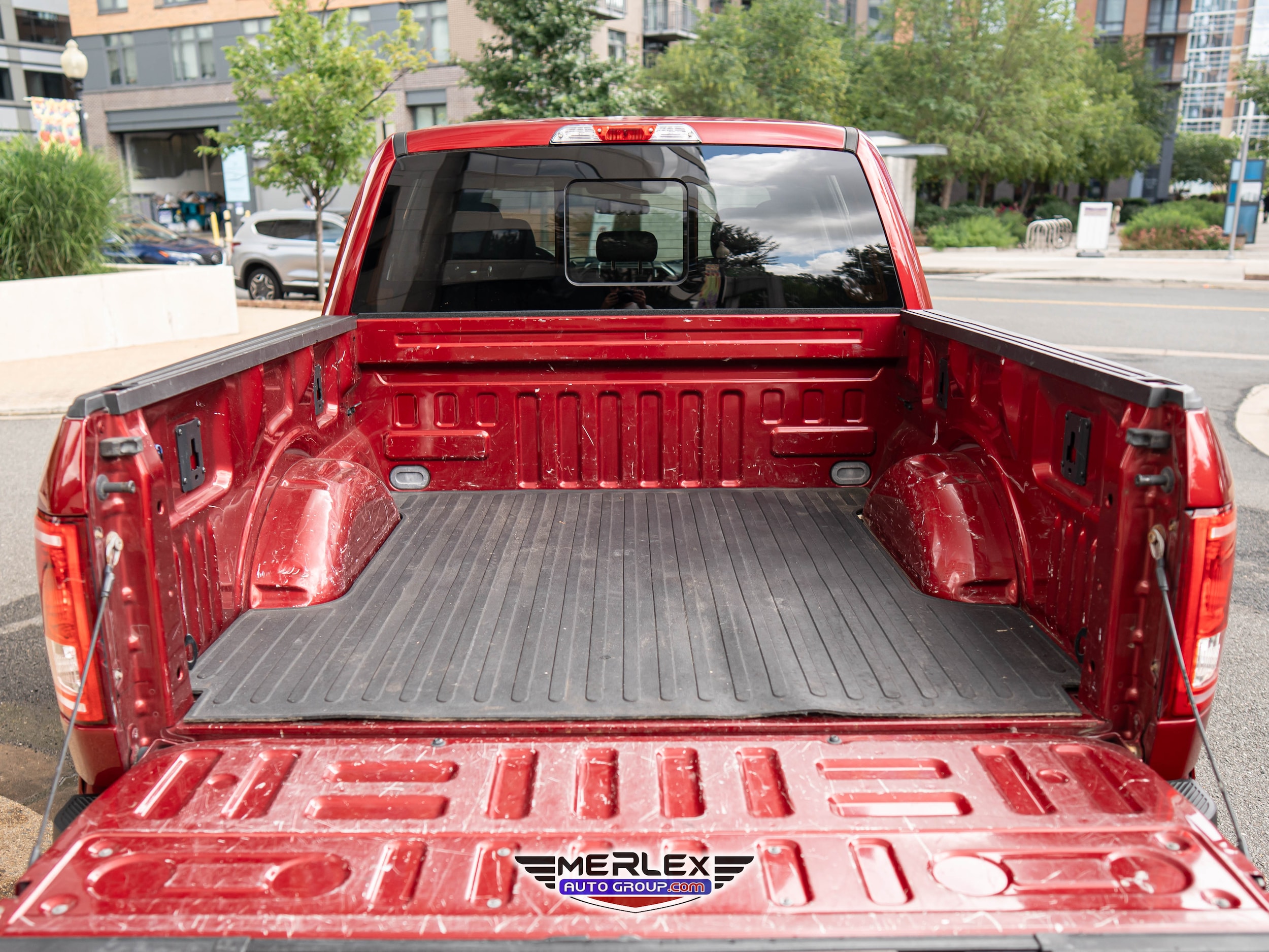 2015 Ford F-150 XLT Image 12 of 49