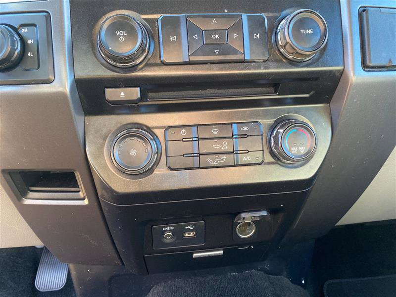 Vehicle image 10 of 17