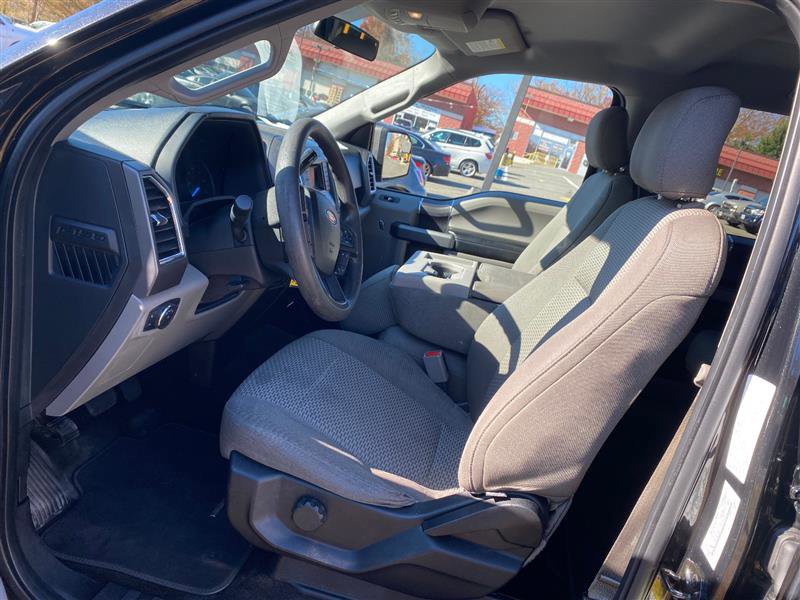 Vehicle image 6 of 17