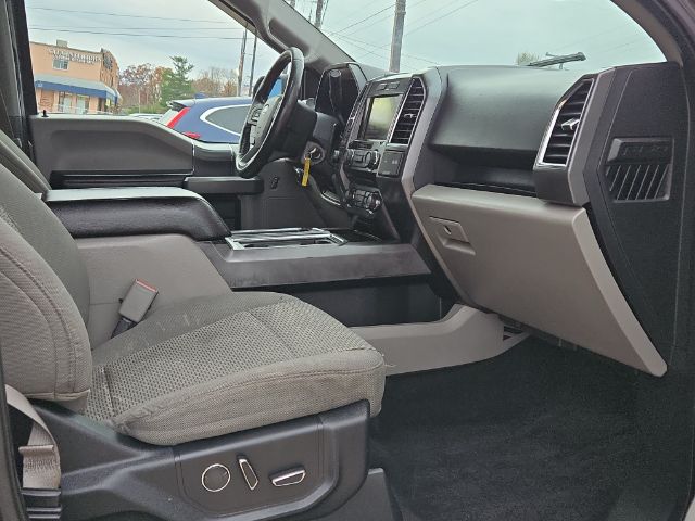 2015 Ford F-150 XLT Image 12 of 20