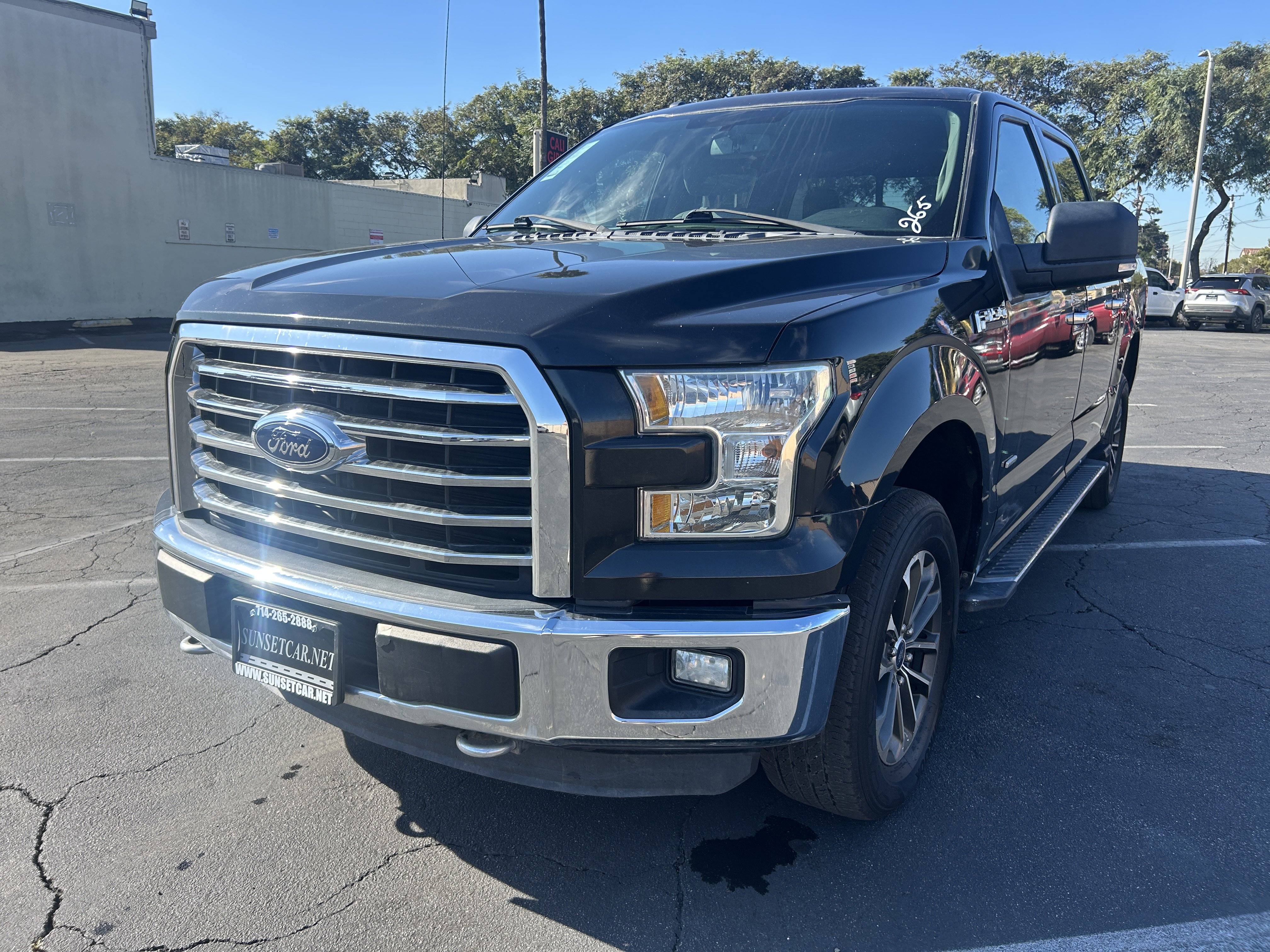 2015 Ford F-150 XLT Image 1 of 44