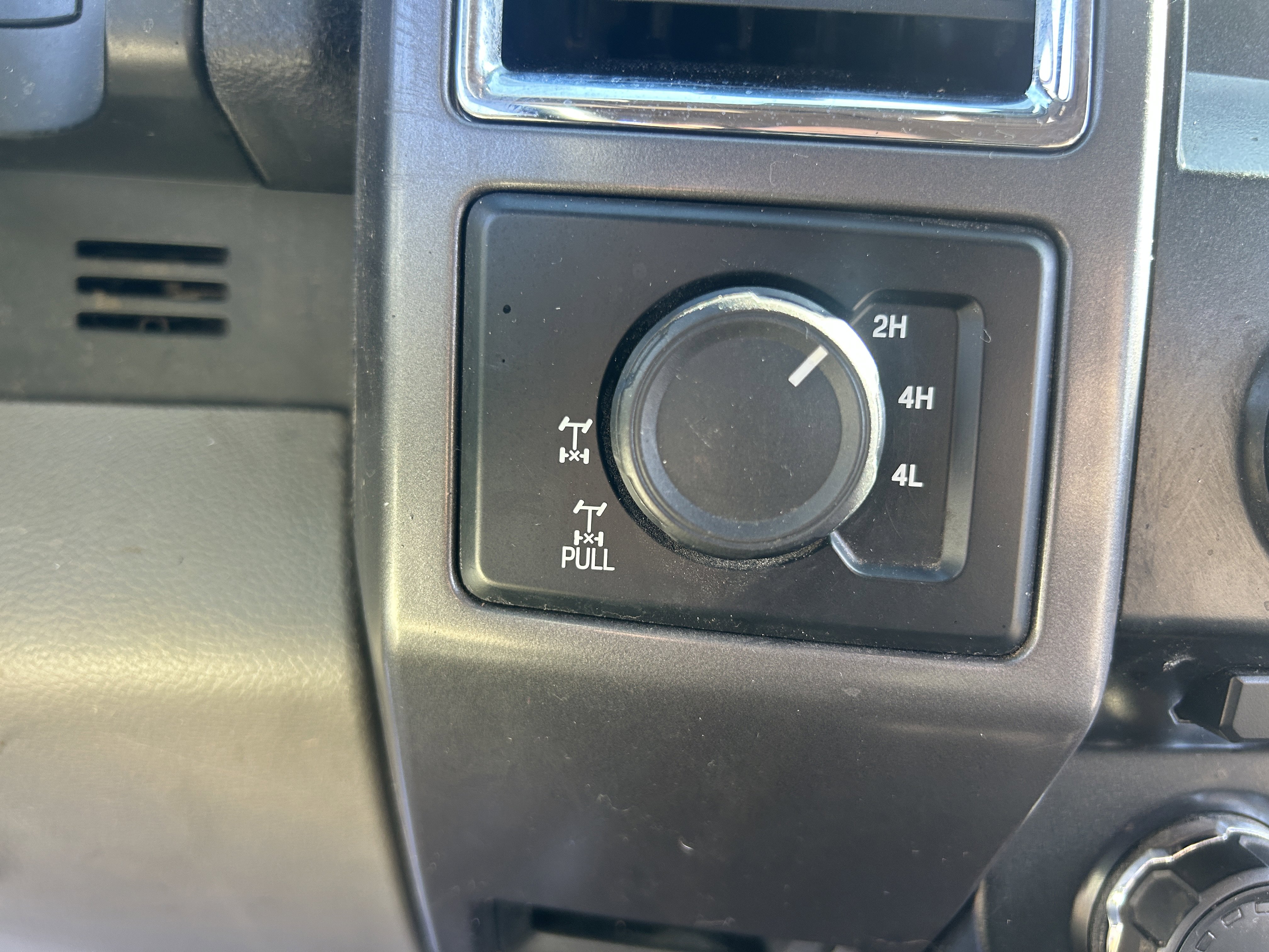 2015 Ford F-150 XLT Image 39 of 44