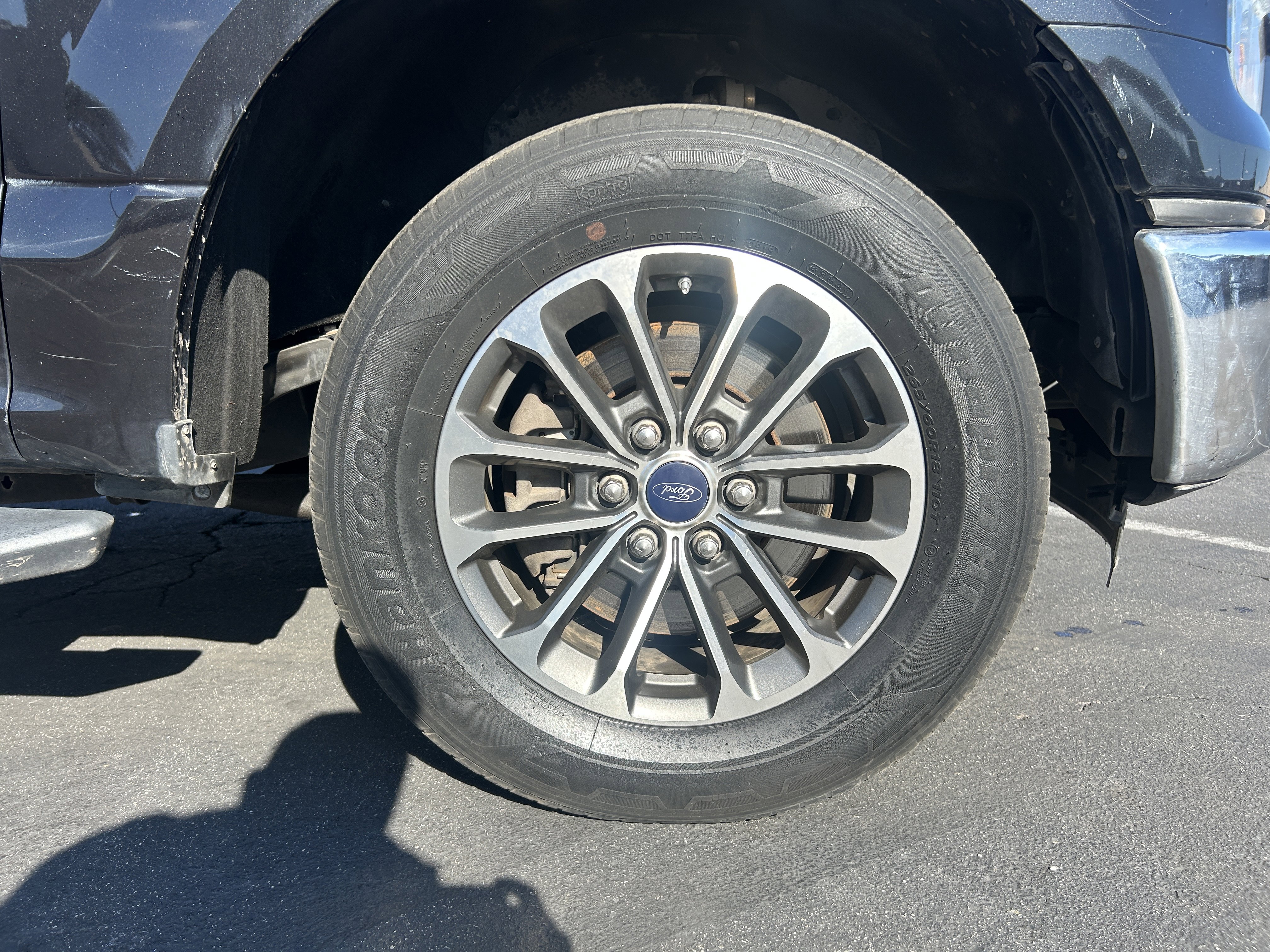 2015 Ford F-150 XLT Image 12 of 44