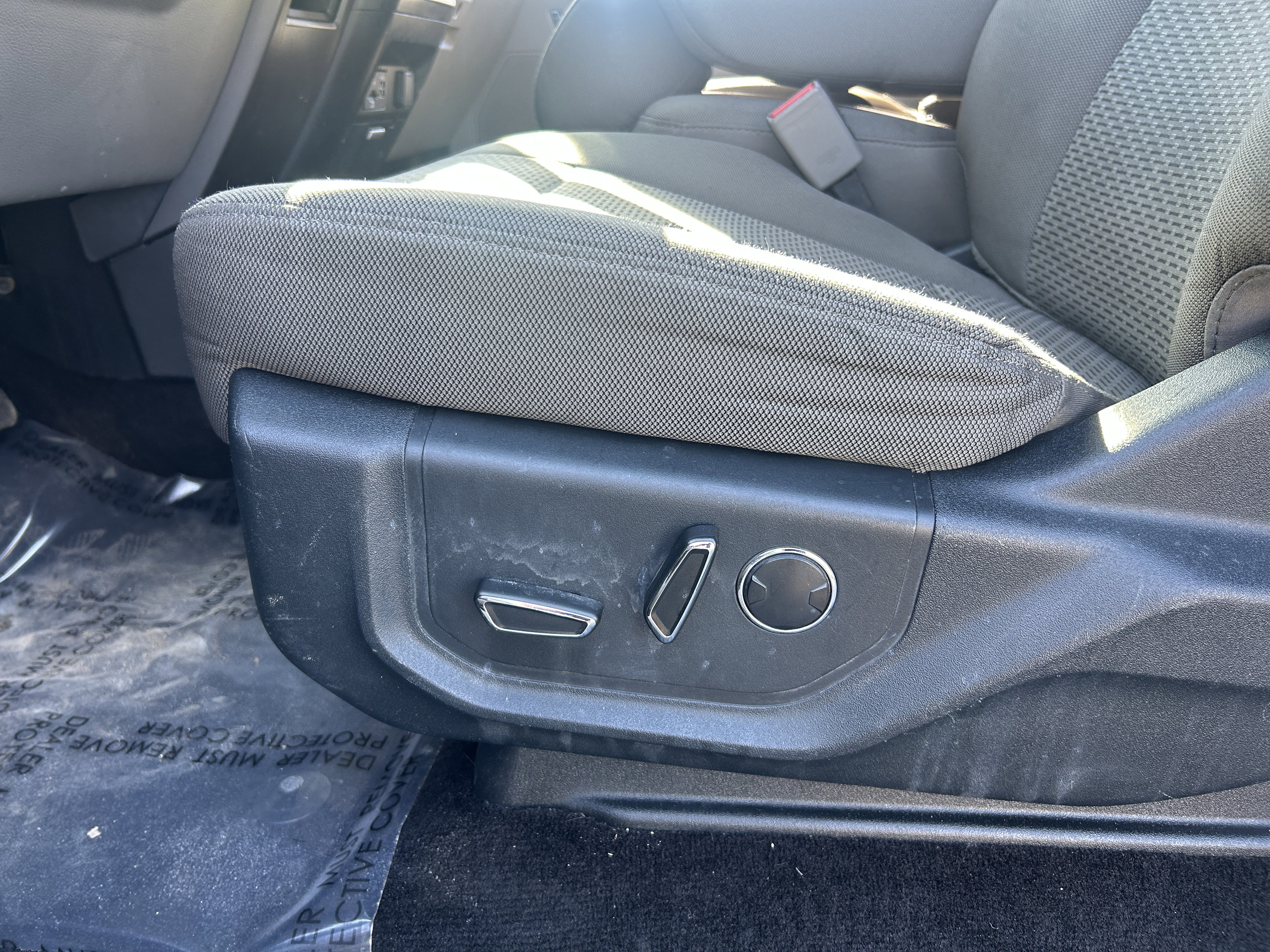 2015 Ford F-150 XLT Image 37 of 44