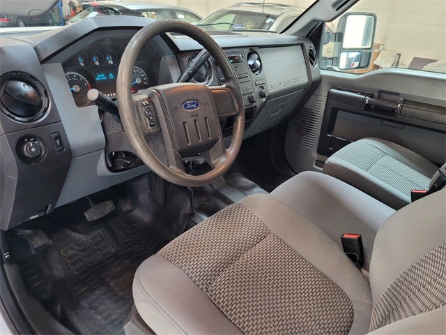 Vehicle image 8 of 26