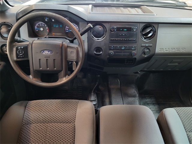 Vehicle image 17 of 26