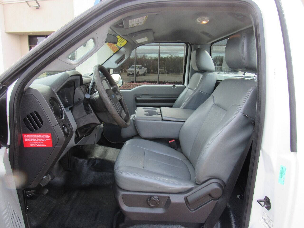 Vehicle image 9 of 16