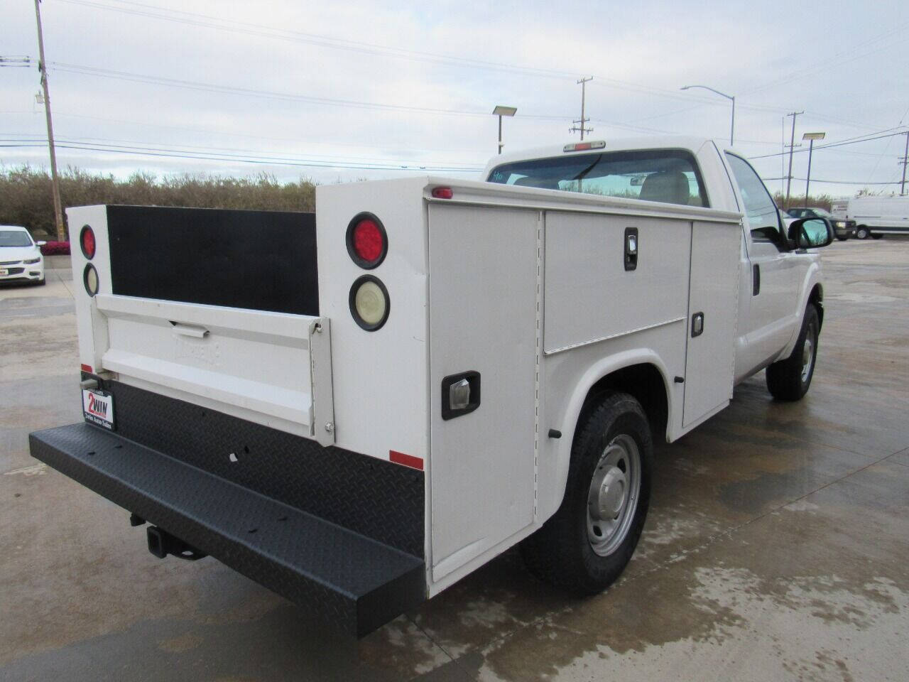 Vehicle image 5 of 16