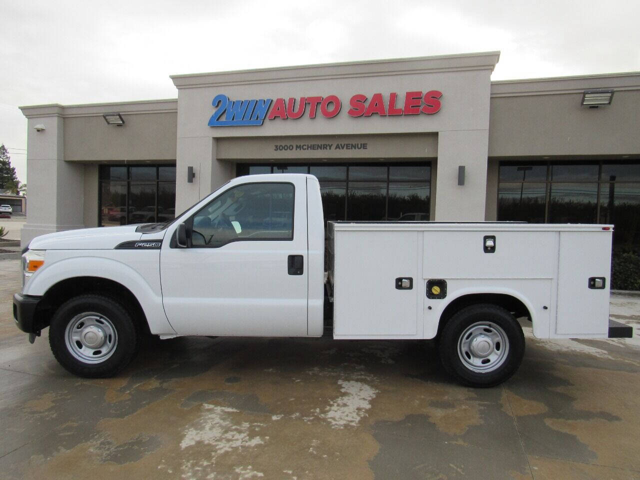 Vehicle image 7 of 16
