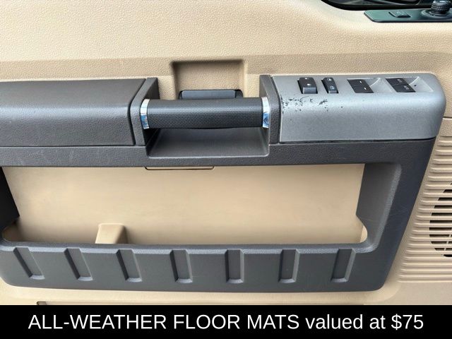 2015 Ford F-350 Lariat Image 37 of 43