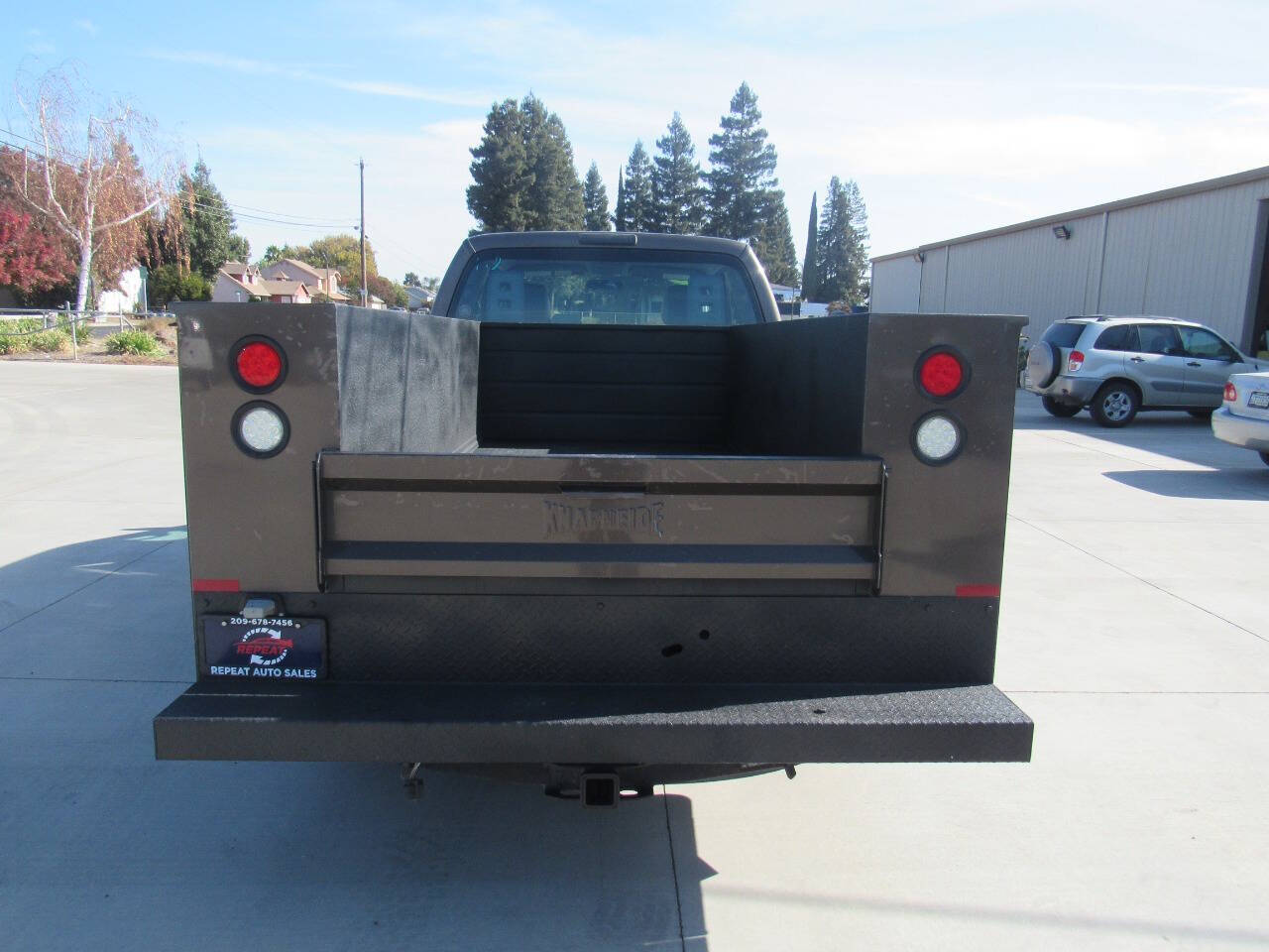 Vehicle image 9 of 23