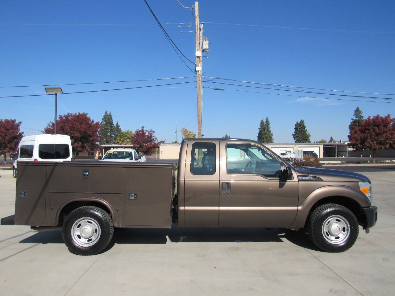 Vehicle image 5 of 23