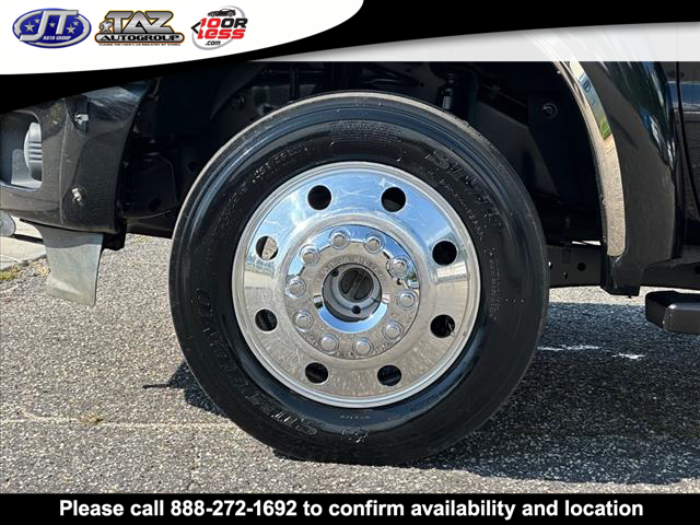 Vehicle image 20 of 21