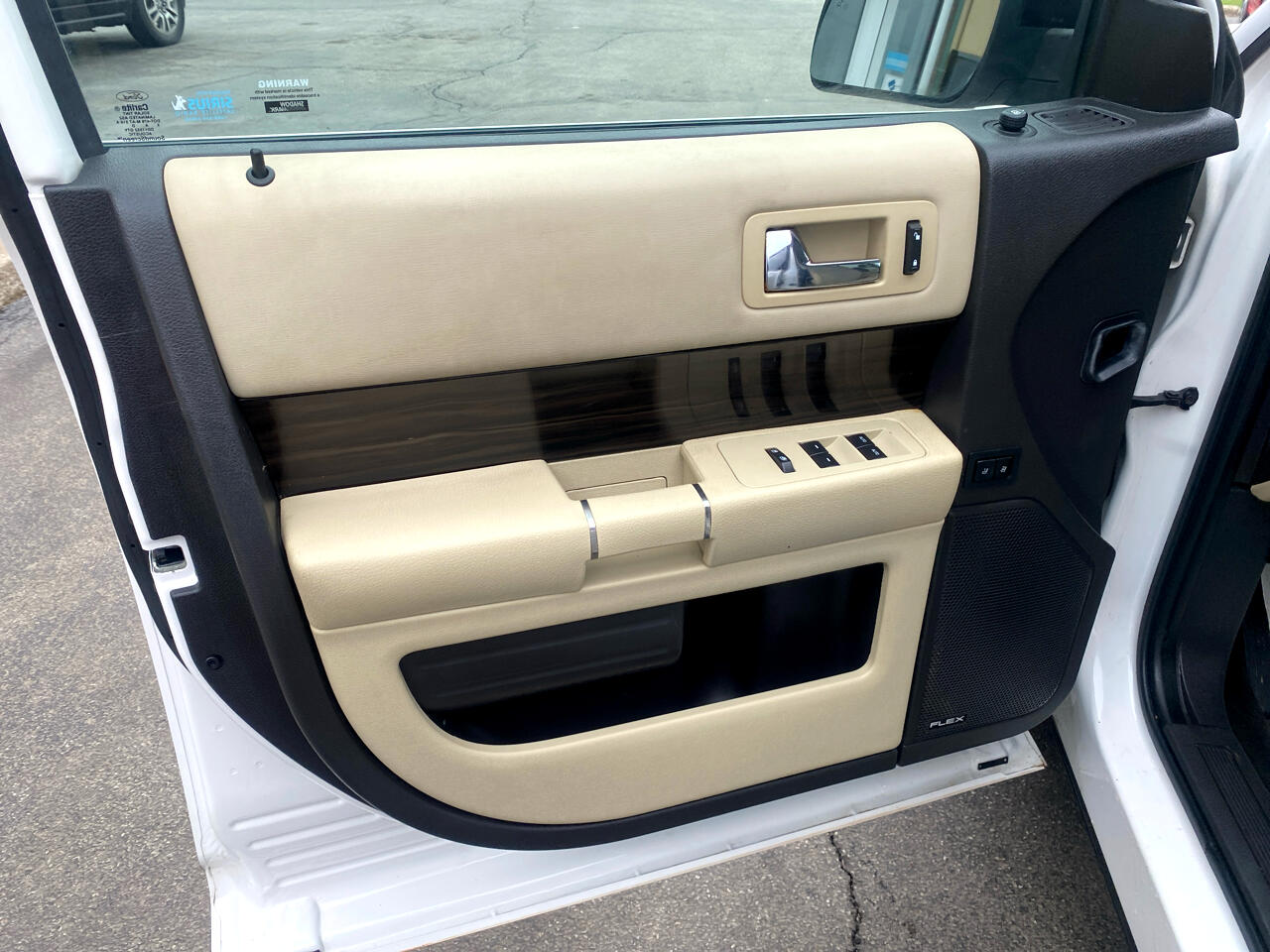 Vehicle image 15 of 30