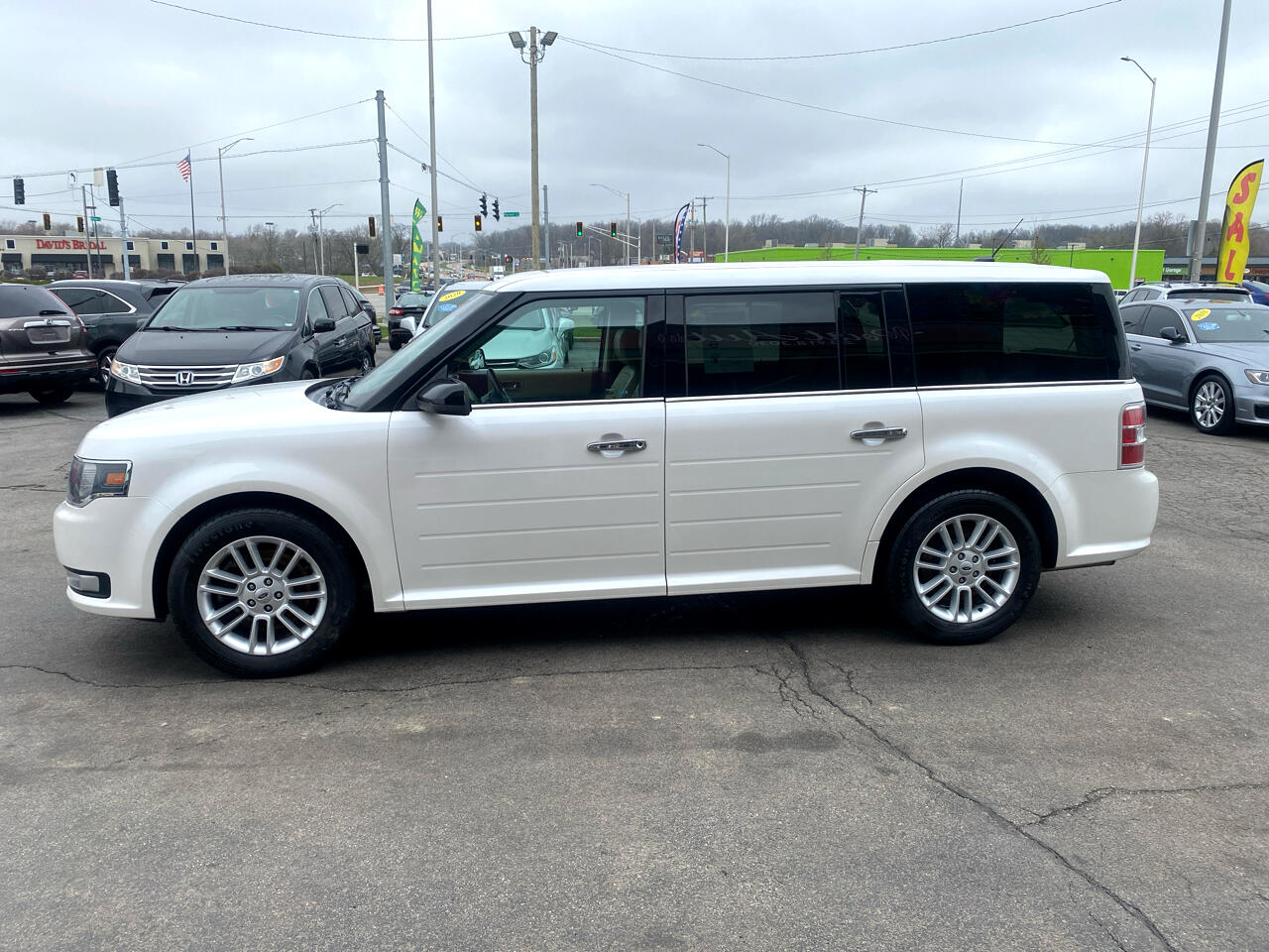 Vehicle image 2 of 30