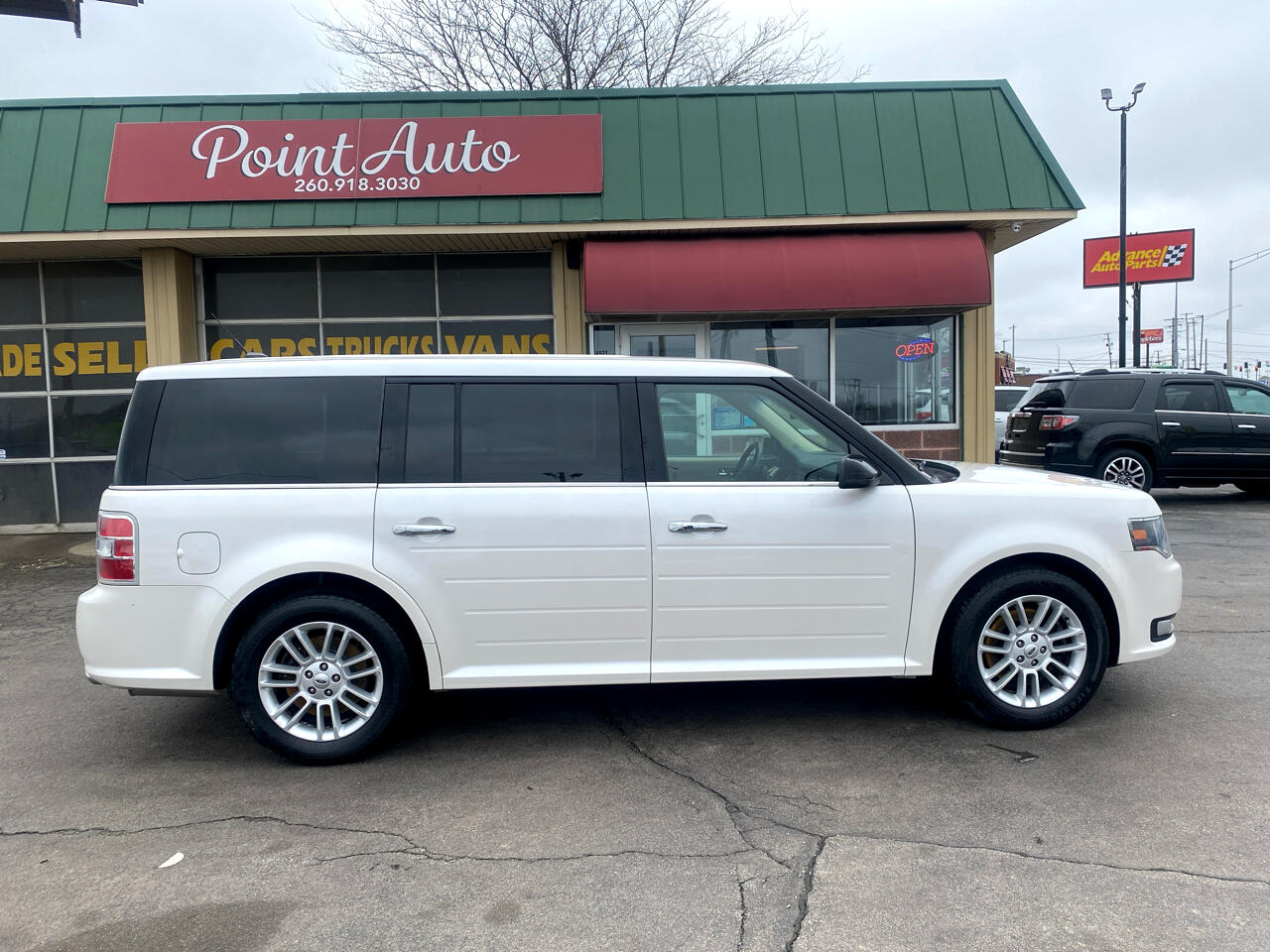 Vehicle image 5 of 30