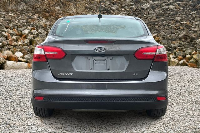 Vehicle image 5 of 33