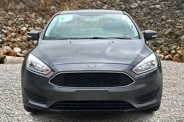 Vehicle image 2 of 33
