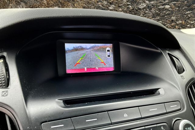 Vehicle image 20 of 30