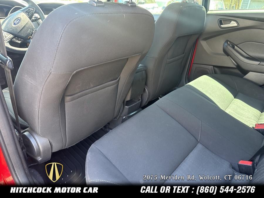 Vehicle image 27 of 34