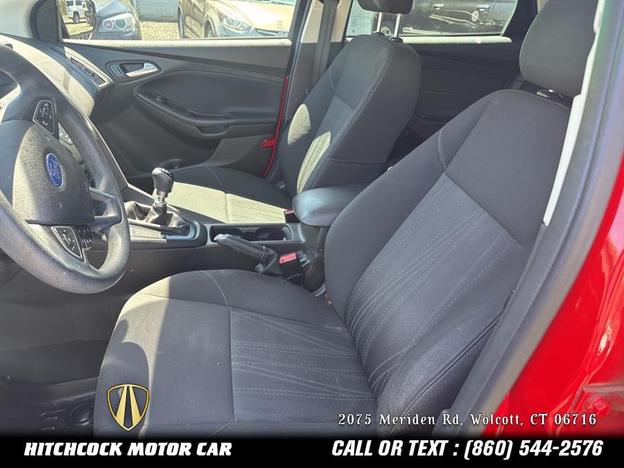 Vehicle image 22 of 34