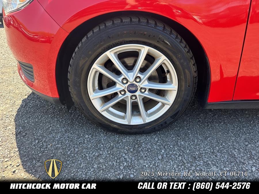 Vehicle image 18 of 34