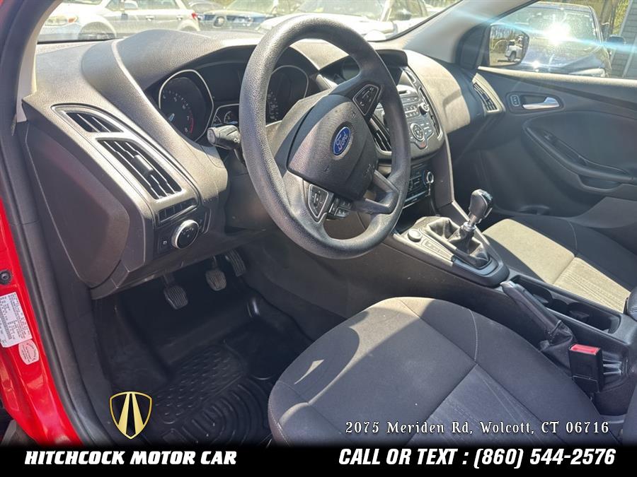 Vehicle image 24 of 34
