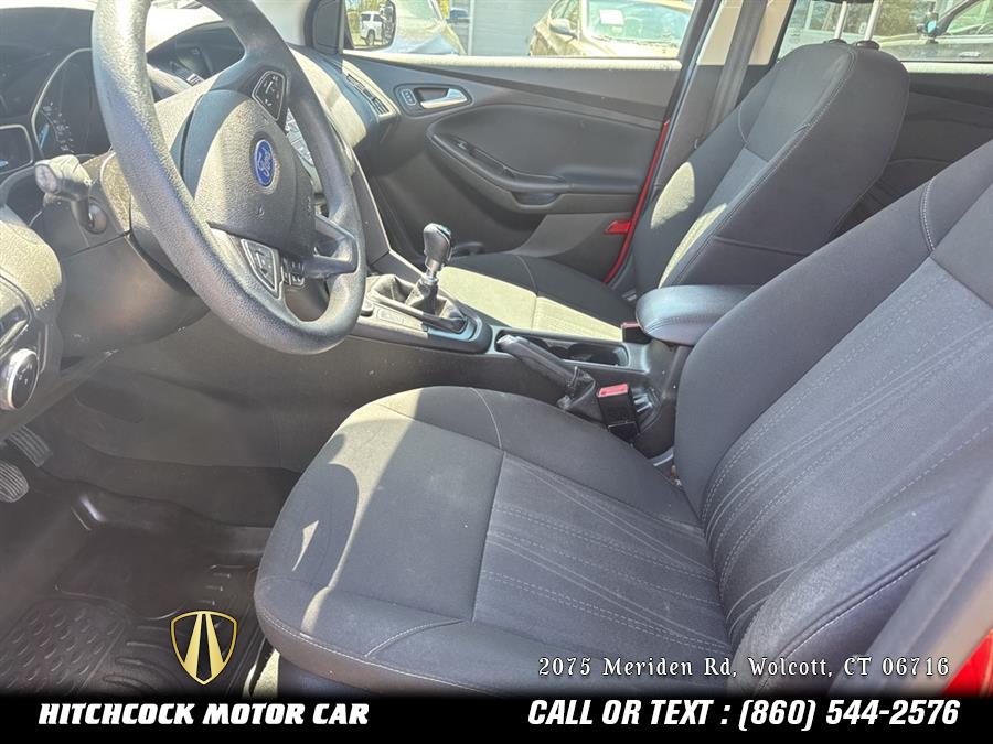 Vehicle image 23 of 34
