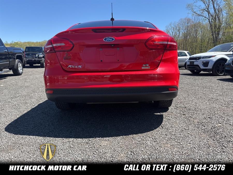 Vehicle image 11 of 34