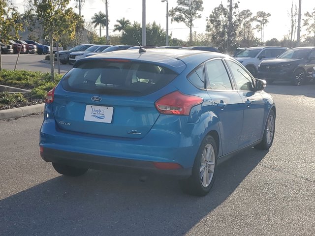 2015 Ford Focus SE Image 6 of 35