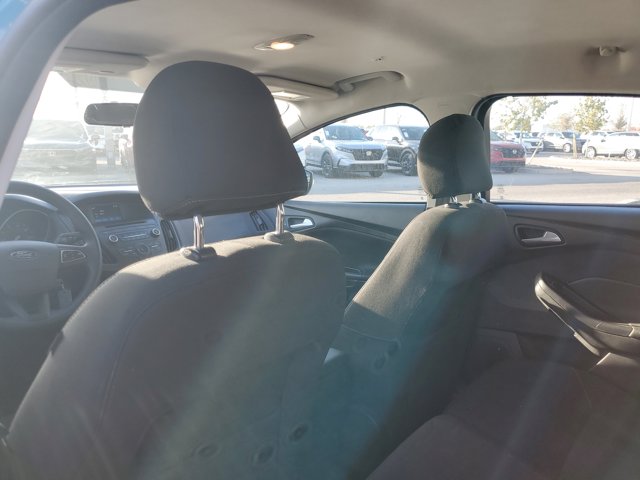 2015 Ford Focus SE Image 13 of 35