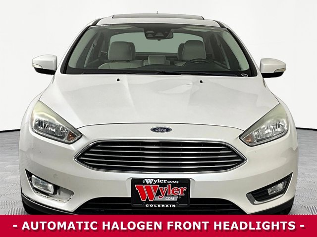 2015 Ford Focus Titanium Image 2 of 40