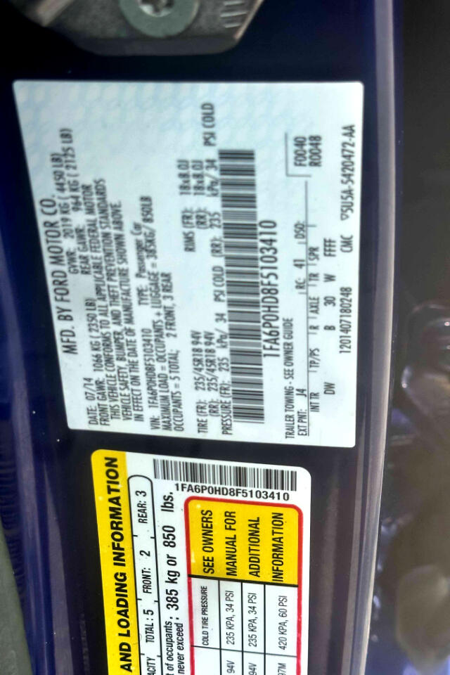 Vehicle image 21 of 24