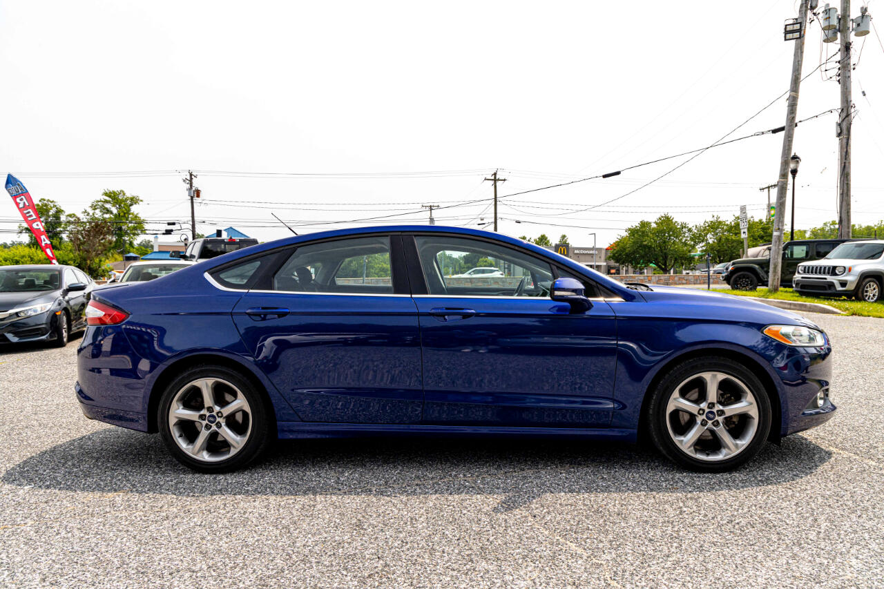 Vehicle image 5 of 24