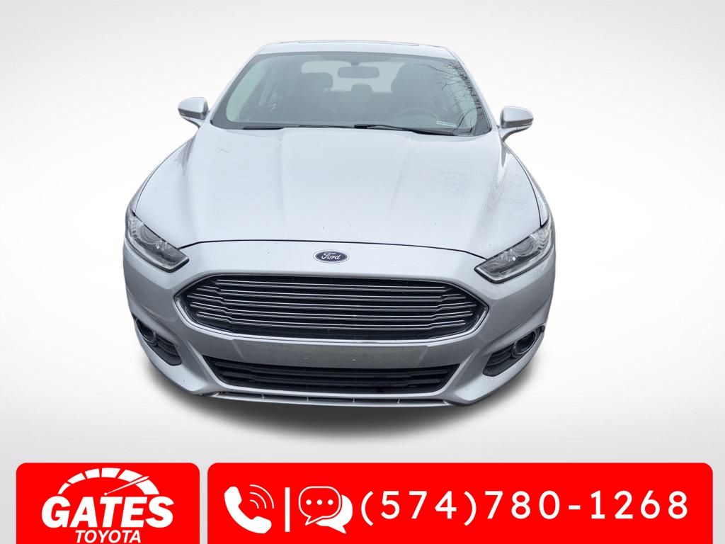 2015 Ford Fusion SE Image 2 of 11