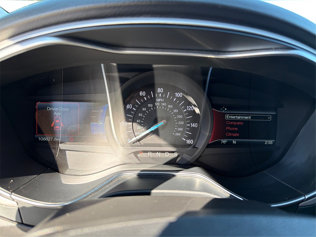 2015 Ford Fusion SE Image 20 of 26