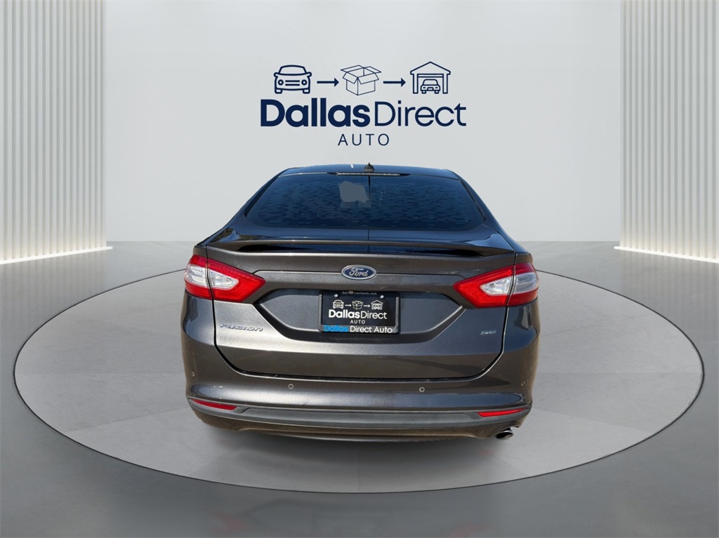 2015 Ford Fusion SE Image 6 of 26