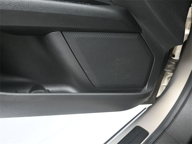 2015 Ford Fusion SE Image 26 of 37