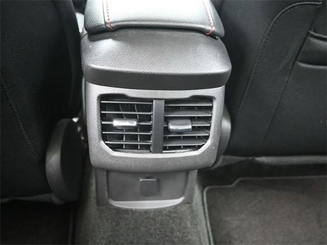 2015 Ford Fusion SE Image 27 of 37