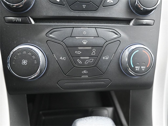 2015 Ford Fusion SE Image 33 of 37