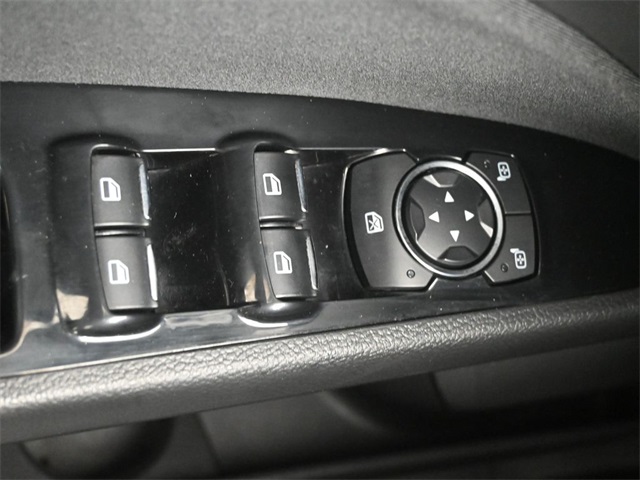 2015 Ford Fusion SE Image 30 of 37