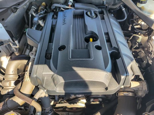 2015 Ford Mustang EcoBoost Premium Image 7 of 27