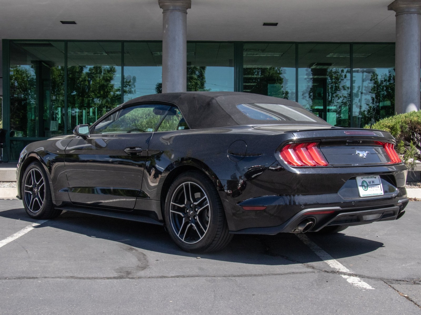 2015 Ford Mustang GT Premium Image 7 of 21
