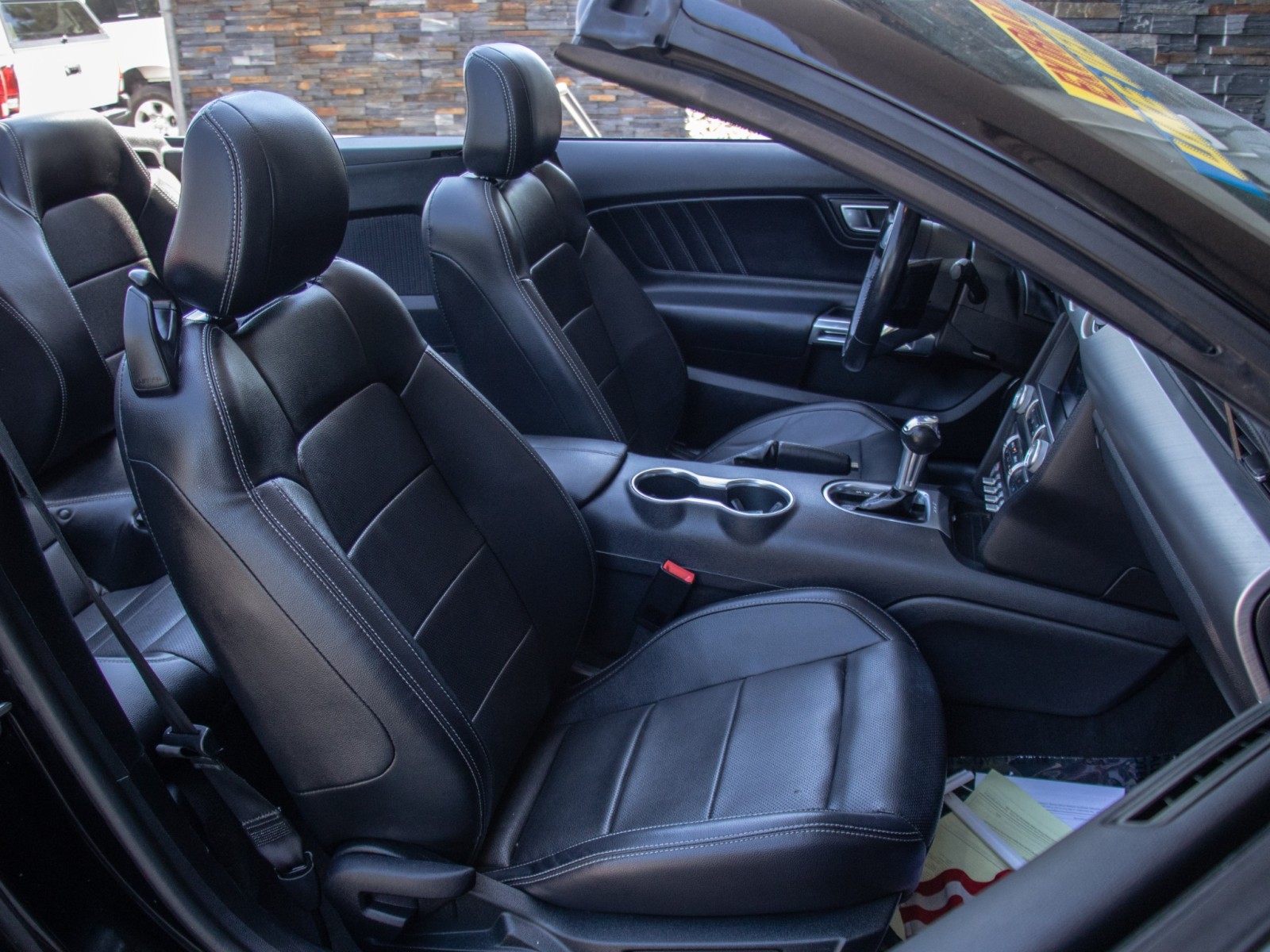 2015 Ford Mustang GT Premium Image 12 of 21