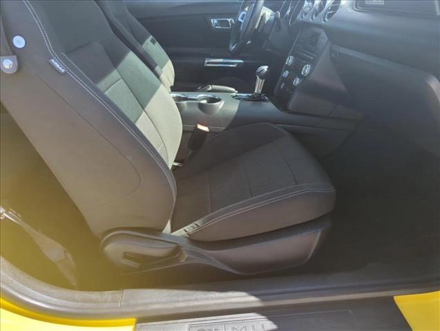 Vehicle image 11 of 25